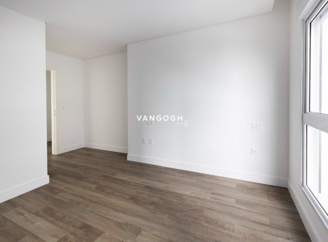 Apartamento 4 dormitórios Le Blanc Brava Résidence