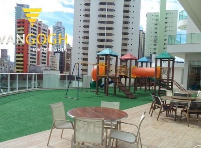 Apartamento 4 dormitórios Le Majestic, Quadra Mar - Balneário Camboriú