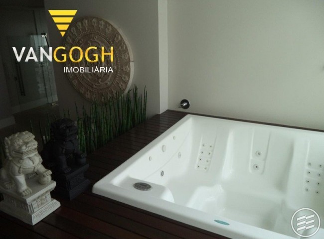 Apartamento 4 dormitórios Le Majestic, Quadra Mar - Balneário Camboriú