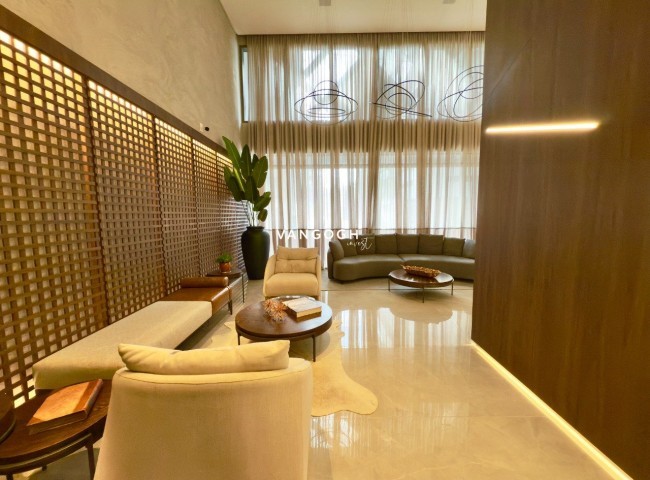 Apartamento 3 dormitórios Royal Tower, Centro - Balneário Camboriú