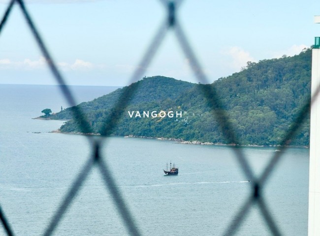 Apartamento 3 dormitórios Royal Tower, Centro - Balneário Camboriú