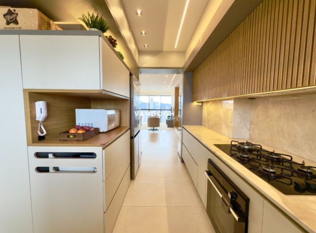 Apartamento 3 dormitórios Royal Tower, Centro - Balneário Camboriú