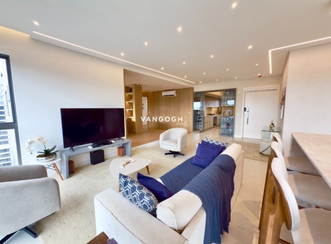 Apartamento 3 dormitórios Royal Tower, Centro - Balneário Camboriú