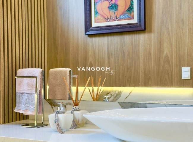 Apartamento 3 dormitórios Royal Tower, Centro - Balneário Camboriú