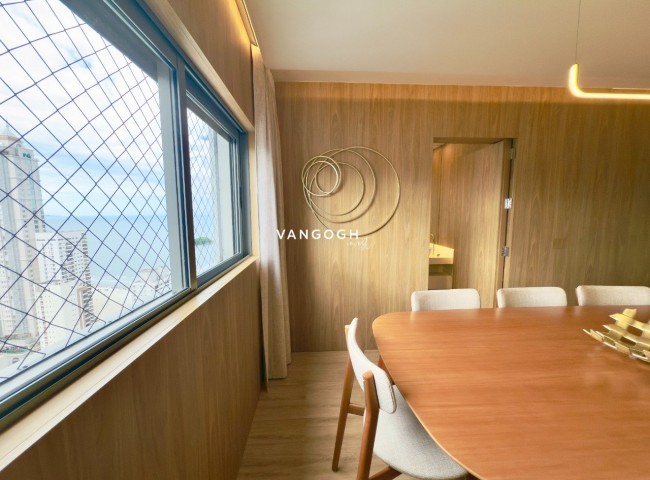 Apartamento 3 dormitórios Royal Tower, Centro - Balneário Camboriú