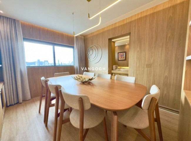 Apartamento 3 dormitórios Royal Tower, Centro - Balneário Camboriú