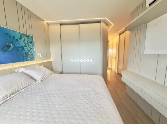 Apartamento 3 dormitórios Royal Tower, Centro - Balneário Camboriú