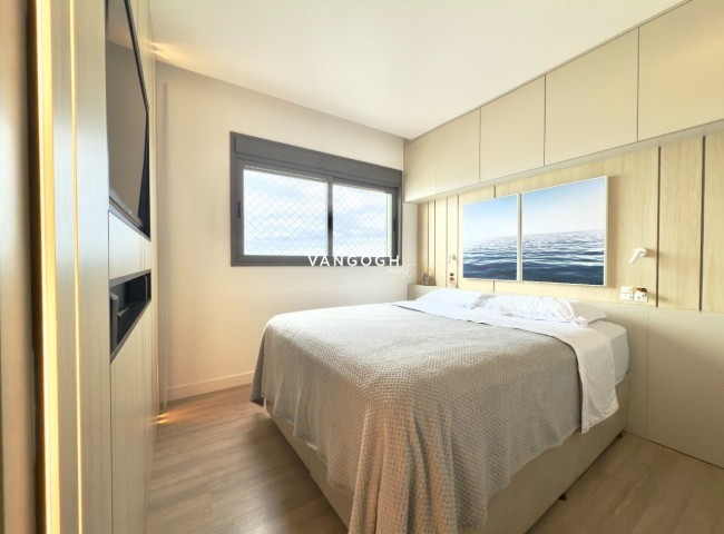 Apartamento 3 dormitórios Royal Tower, Centro - Balneário Camboriú