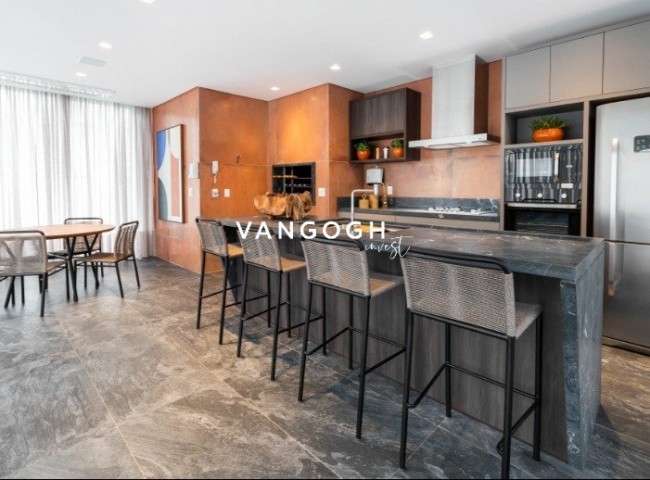 Apartamento 3 dormitórios Royal Tower, Centro - Balneário Camboriú