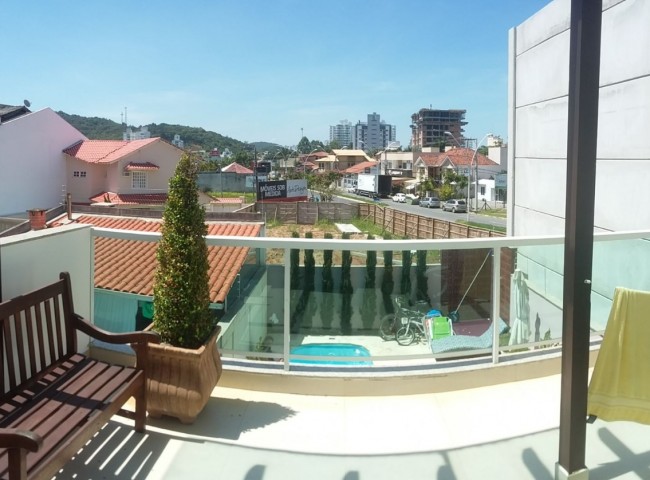 Sobrado 3 dormitórios , Praia dos Amores - Balneário Camboriú