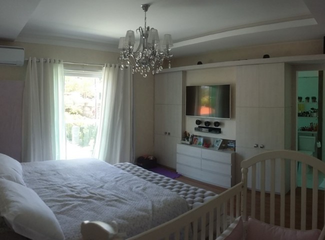 Sobrado 3 dormitórios , Praia dos Amores - Balneário Camboriú