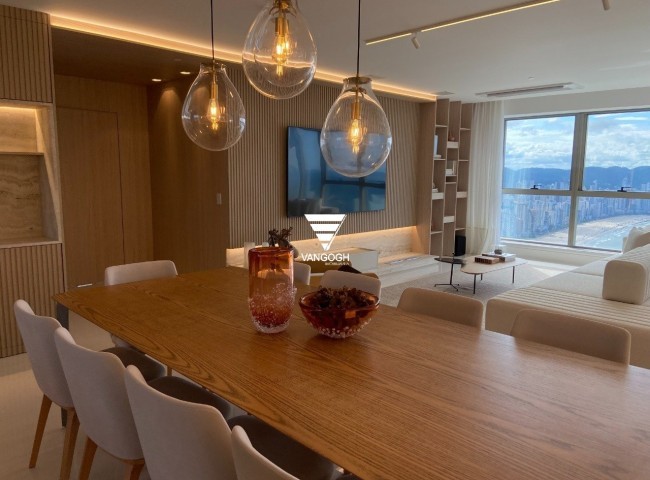 Apartamento 4 dormitórios Yachthouse, Quadra Mar - Balneário Camboriú