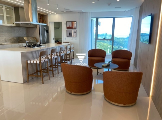 Apartamento 4 dormitórios Yachthouse, Quadra Mar - Balneário Camboriú