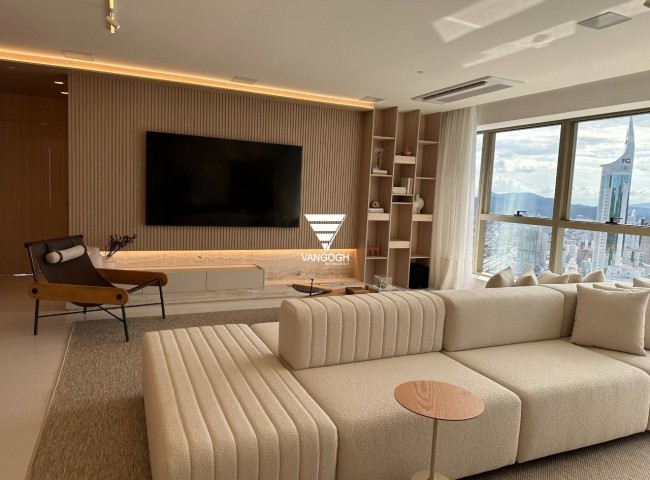 Apartamento 4 dormitórios Yachthouse, Quadra Mar - Balneário Camboriú