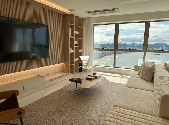Apartamento 4 dormitórios Yachthouse, Quadra Mar - Balneário Camboriú