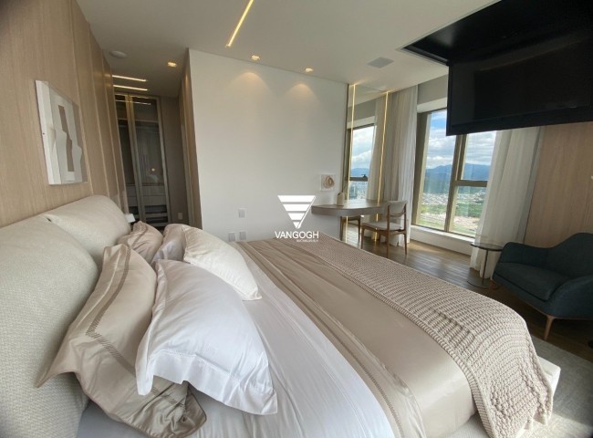 Apartamento 4 dormitórios Yachthouse, Quadra Mar - Balneário Camboriú