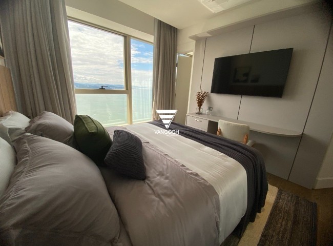 Apartamento 4 dormitórios Yachthouse, Quadra Mar - Balneário Camboriú