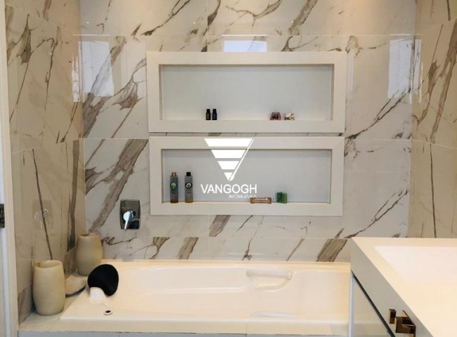 Casa em Condomínio 4 dormitórios Caledônia Private Village, Santa Regina - Camboriú