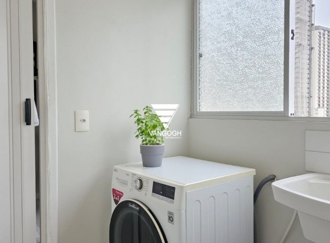 Apartamento 2 dormitórios Edifício Porto Franco, Centro - Balneário Camboriú