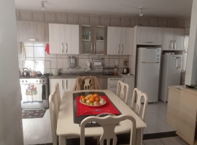 Casa 3 dormitórios , Centro - Balneário Camboriú