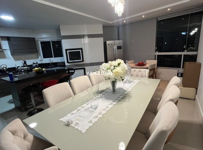 Apartamento 3 dormitórios Vila Malbec, Centro - Balneário Camboriú