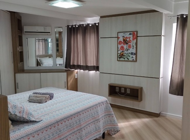 Apartamento 3 dormitórios Barcelona, Quadra Mar - Balneário Camboriú