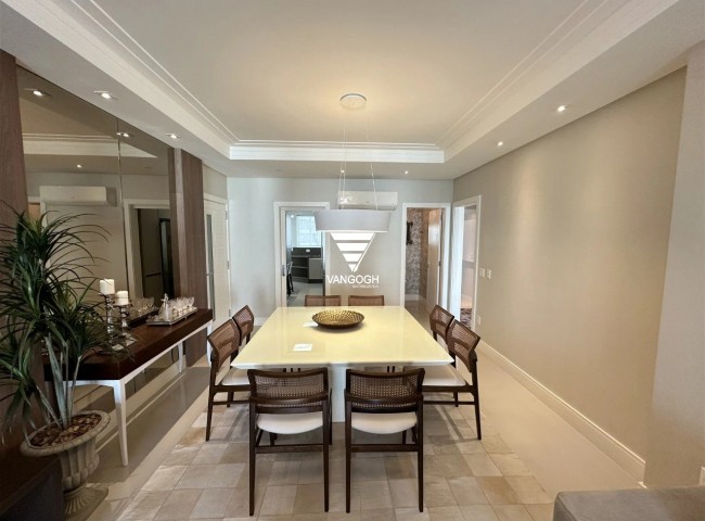 Apartamento 3 dormitórios Vale dos Reis, Quadra Mar - Balneário Camboriú