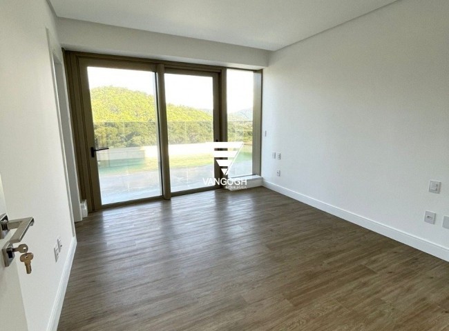 Apartamento 4 dormitórios Yachthouse, Quadra Mar - Balneário Camboriú