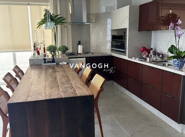 Apartamento 5 dormitórios Costão da Barra, Frente Mar - Balneário Camboriú