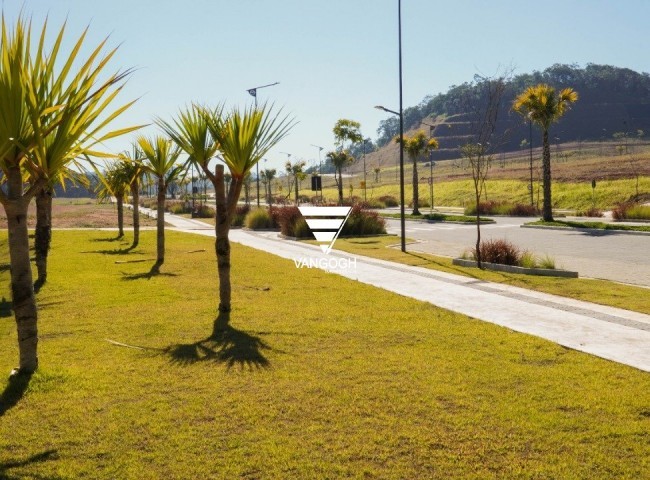 Casa 4 dormitórios Colinas de Camboriú Village, Várzea do Ranchinho - Camboriú