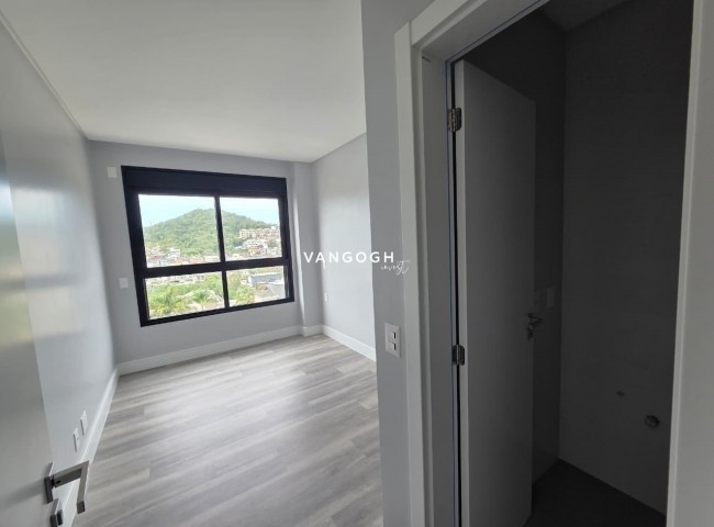 Apartamento 3 dormitórios Dusseldorf