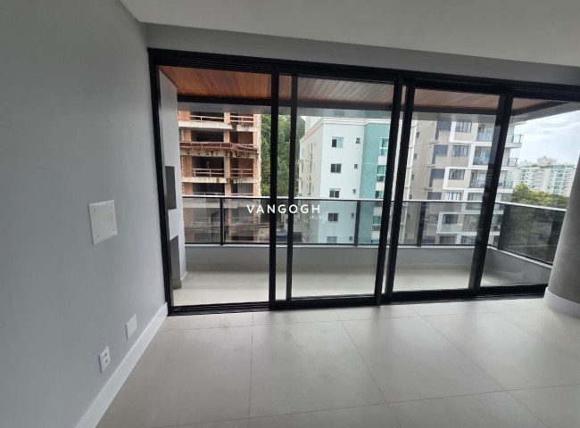 Apartamento 3 dormitórios Dusseldorf