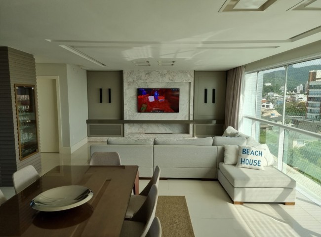 Apartamento 3 dormitórios Mirage Residence