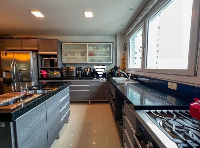 Apartamento 3 dormitórios Edifício Alexandria, Centro - Balneário Camboriú