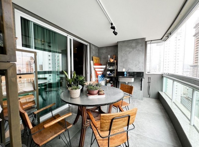 Apartamento 3 dormitórios Edifício Alexandria, Centro - Balneário Camboriú