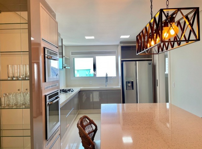 Apartamento 3 dormitórios Magnifique Tower, Quadra Mar - Balneário Camboriú