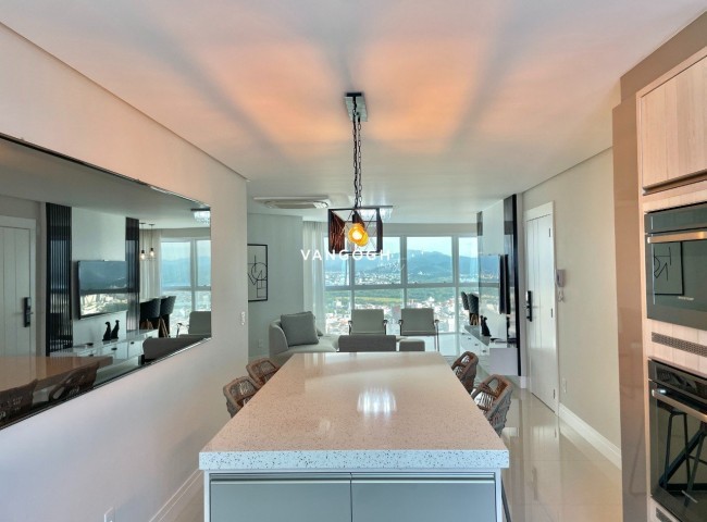 Apartamento 3 dormitórios Magnifique Tower, Quadra Mar - Balneário Camboriú