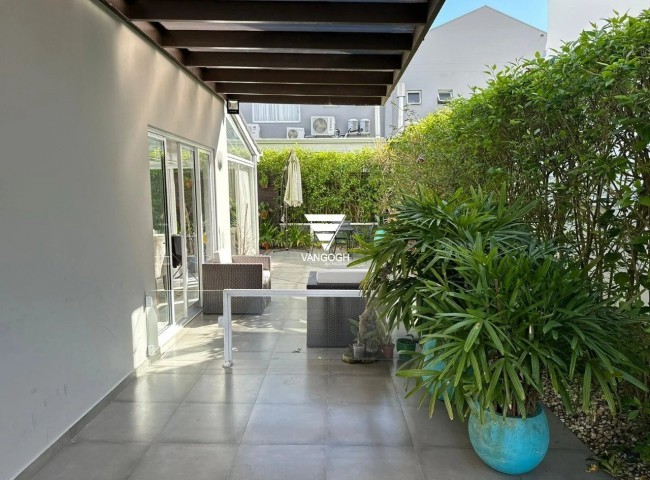 Casa em Condomínio 3 dormitórios Casa Villagio dos Ipês, Barra - Balneário Camboriú