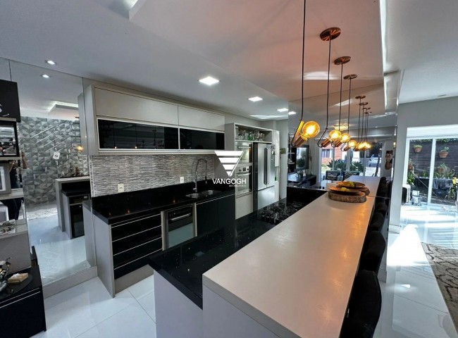 Casa em Condomínio 3 dormitórios Casa Villagio dos Ipês, Barra - Balneário Camboriú