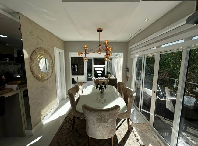 Casa em Condomínio 3 dormitórios Casa Villagio dos Ipês, Barra - Balneário Camboriú