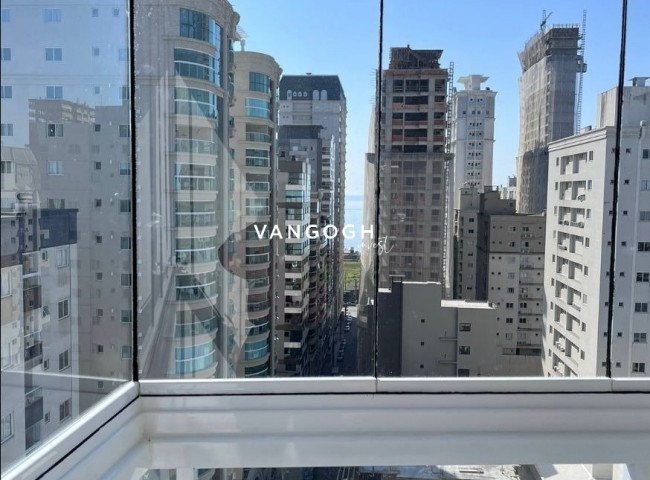 Apartamento 3 dormitórios Resudencial Syrah, Meia Praia - ITAPEMA