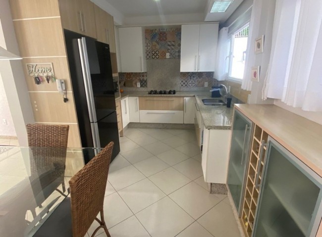 Casa 3 dormitórios , Cabeçudas - Itajaí