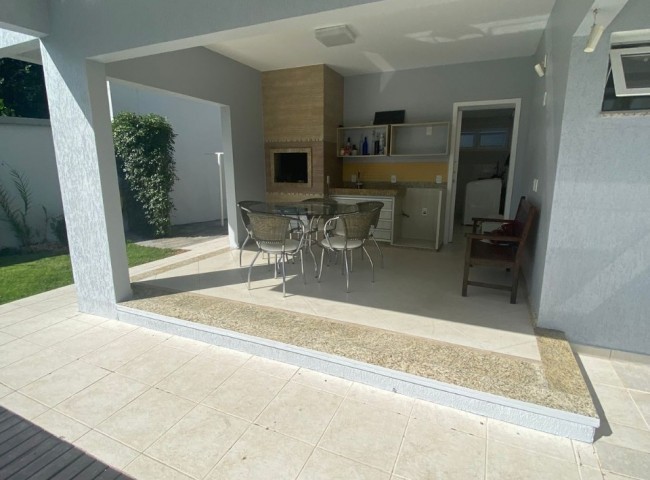 Casa 3 dormitórios , Cabeçudas - Itajaí