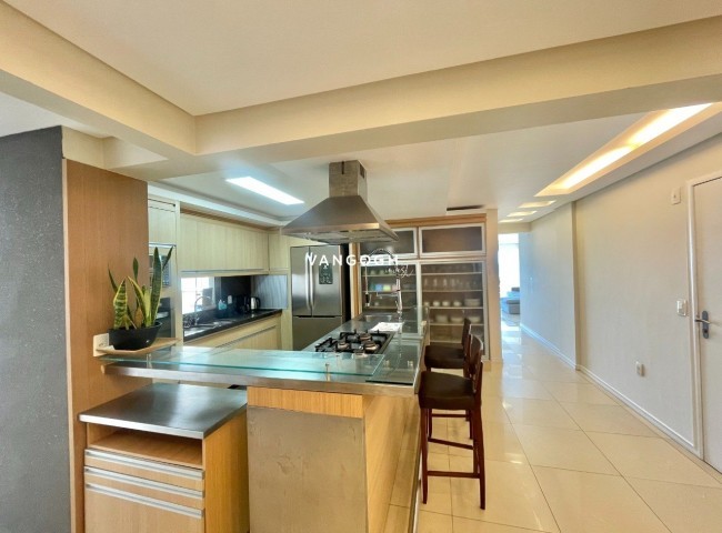 Apartamento 3 dormitórios Edifício Number One, Barra Sul - Balneário Camboriú