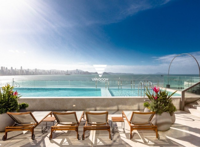 Apartamento 4 dormitórios Pharos