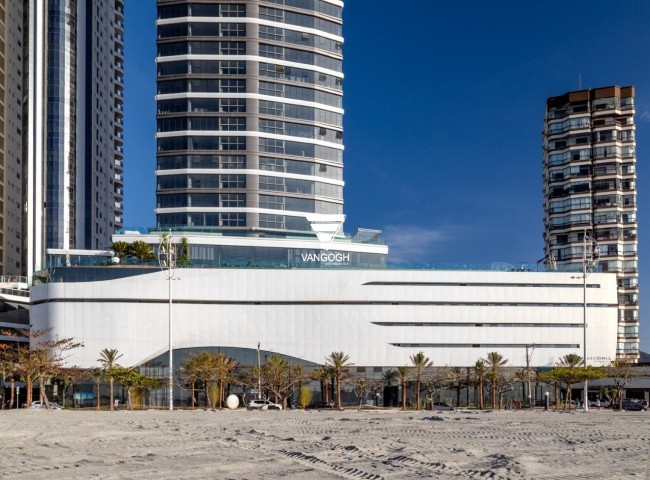 Apartamento 4 dormitórios Pharos