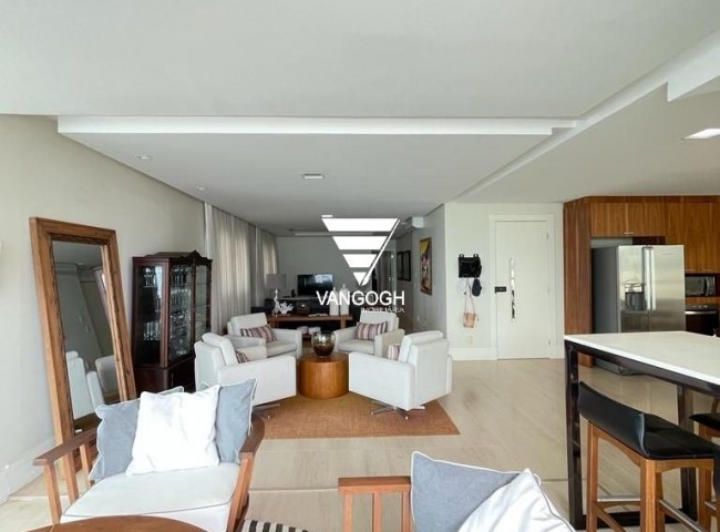 Apartamento 4 dormitórios Ocean Palace, Frente Mar - Balneário Camboriú