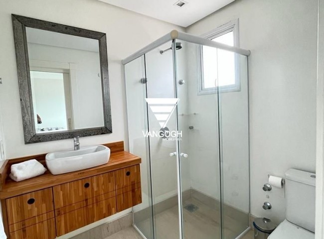 Apartamento 4 dormitórios Ocean Palace, Frente Mar - Balneário Camboriú