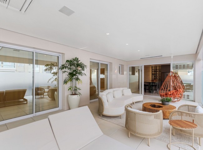 Apartamento 4 dormitórios Grand Place Tower