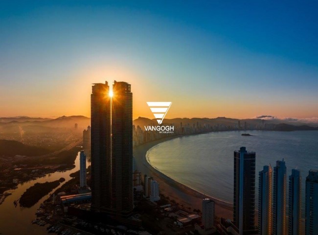 Apartamento 4 dormitórios Yachthouse, Quadra Mar - Balneário Camboriú